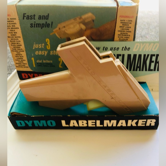 1964 DYMO LABEL MAKER IN ORIGINAL BOX INCLUDES 4 ROLLS OF LABEL TAPE - Picture 1 of 16
